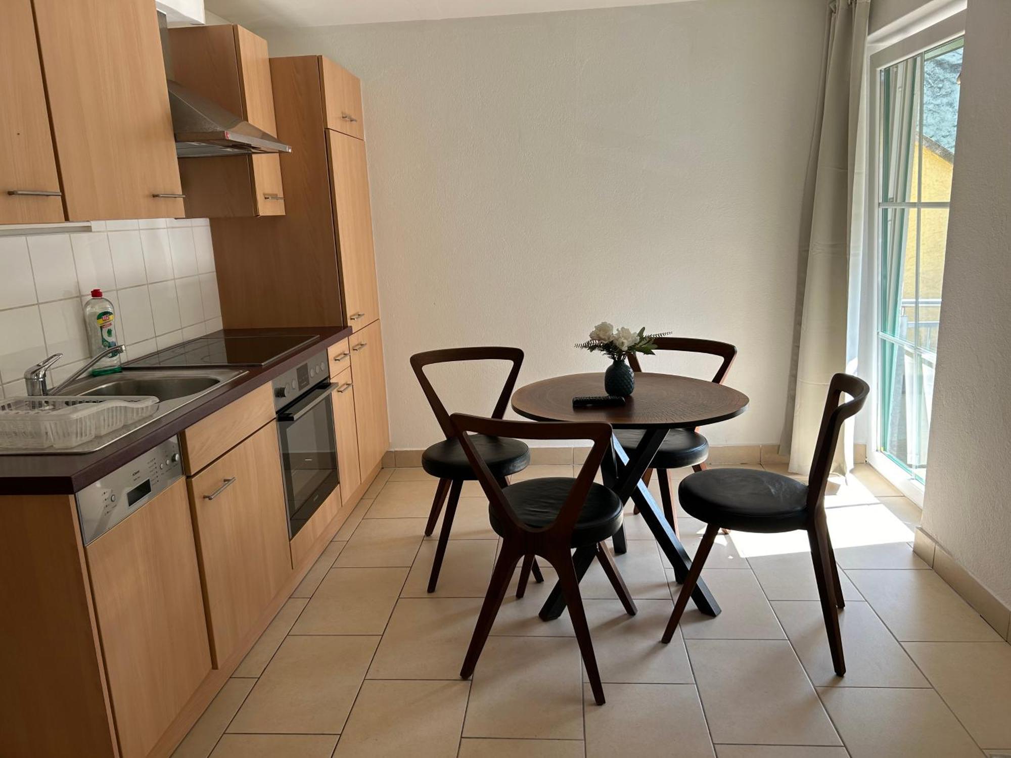 Economy Adler Apartment โกลลิง อันแดร์ ซัลซาค ภายนอก รูปภาพ